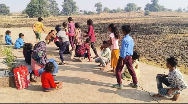 Children Playing at Thikri